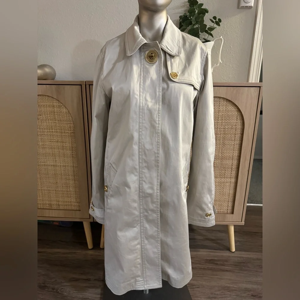 Coach Beige Trench Coat Gold Hardware Signature Lining size M